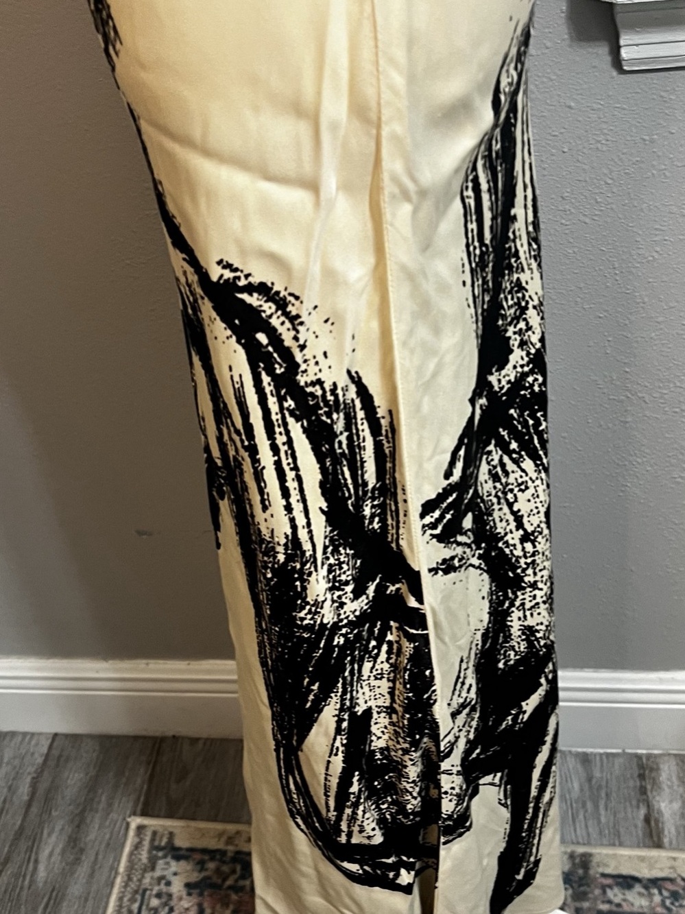 Anthropologie Condition Apply Chloe
STRAPLESS Maxi Slip Dress PONY Horse
Small - Picture 9 of 16